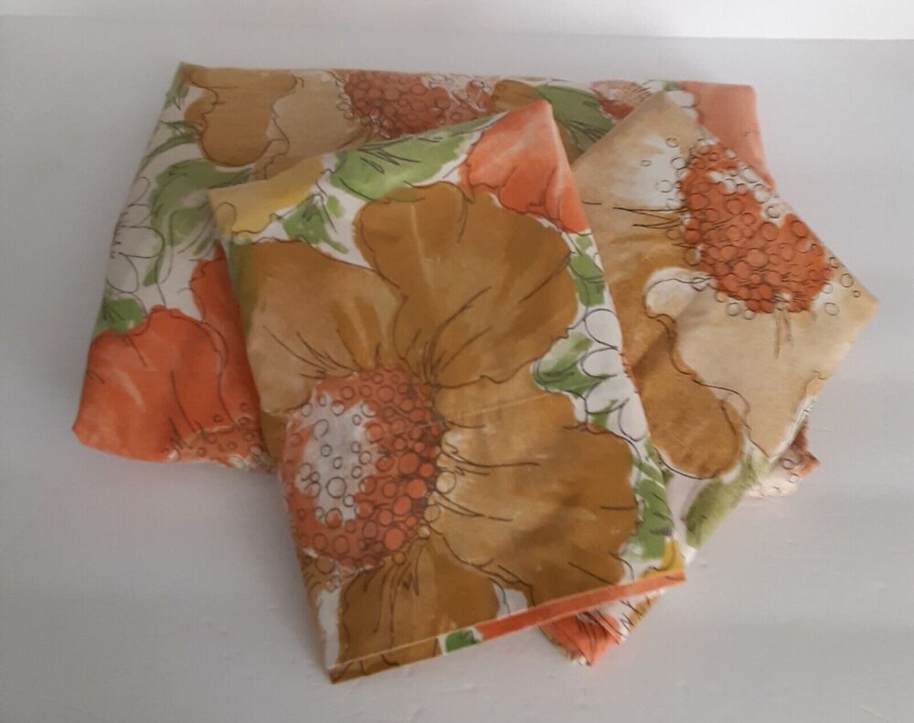 Vintage Sears,Roebucks and Co King Flat & 2 Pillow cases 1970s